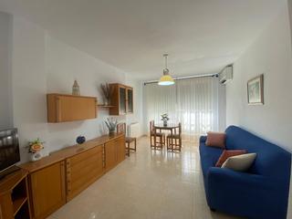 Location Appartement à La Coca-La Nia-Vistahermosa. Piso en alquiler en aspe, 3 dormitorios.