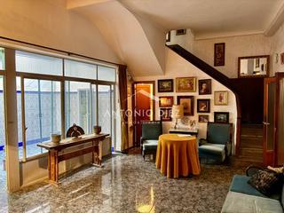 Haus in La Serranica-Sagrado Corazón. Casa en venta en centro, 5 dormitorios.