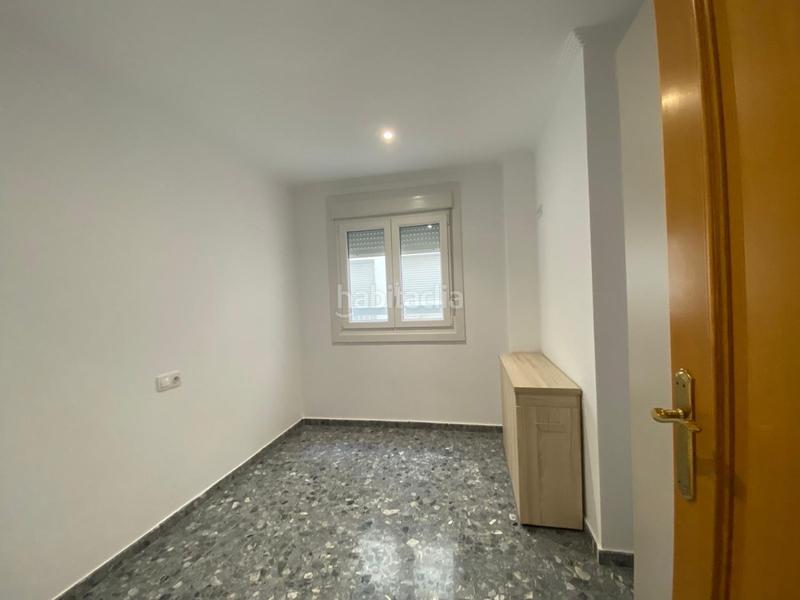 Foto 4f0e2afd-fc6a-4ffd-aba3-efadeedd1211. Location appartement avec chauffage dans El Altet Elche / Elx