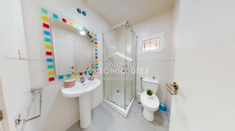 Foto 8ae49ea8-bf42-4000-9ebb-678c888b3859. Chalet avec chauffage dans Novelda