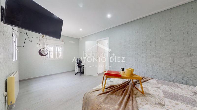 Foto f1c5f355-6652-43ab-bbfe-4486fad9ab54. Chalet avec chauffage dans Novelda