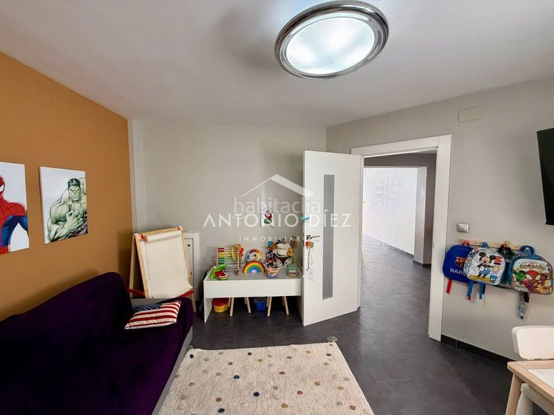 Foto 3e98cee4-58df-4bd6-9adf-5b3d17ac54ce. Casa adosada  en venta en centro, 4 dormitorios. en Aspe