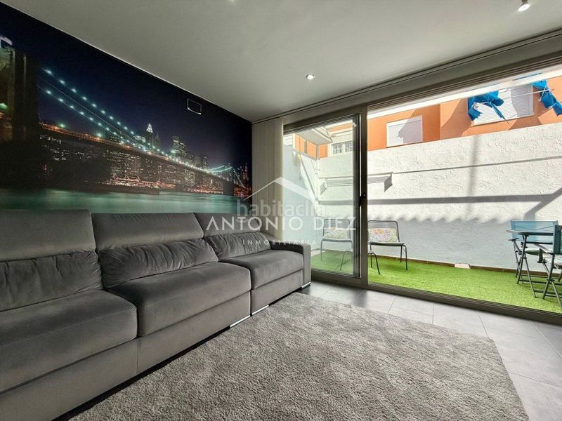 Foto c76f40ac-eb53-47d9-adde-d9406258d370. Casa adosada  en venta en centro, 4 dormitorios. en Aspe