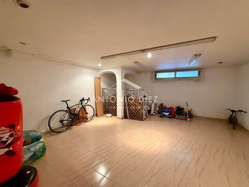 Foto d7b05daf-96ee-460b-b534-94abc1ca831b. Casa adosada  en venta en centro, 4 dormitorios. en Aspe
