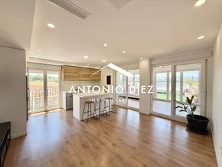 Penthouse in La Coca-La Nia-Vistahermosa. Atico en venta en la nía.