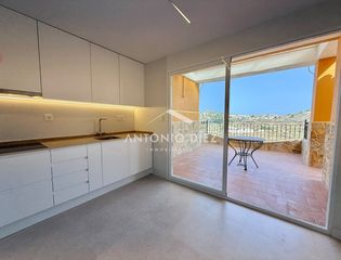 Penthouse in La Coca-La Nia-Vistahermosa. Atico en venta en la coca, 3 dormitorios.