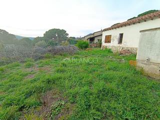 Terreny residencial a Vallbona d´Anoia. Fincas blanco presenta