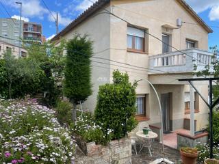 Casa en Sant Quintí de Mediona. 2 casas en una misma parcela!