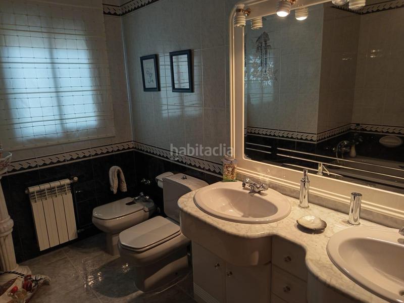 Foto 45a6d920-d437-4172-843d-0d5c9af442ea. Chalet con riscaldamento parcheggio piscina in Abrera