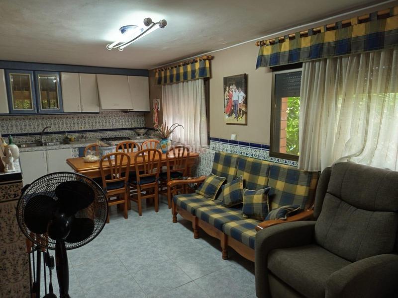 Foto 565ed744-025d-491a-8cae-6fa3ba955eb3. Chalet con riscaldamento parcheggio piscina in Abrera