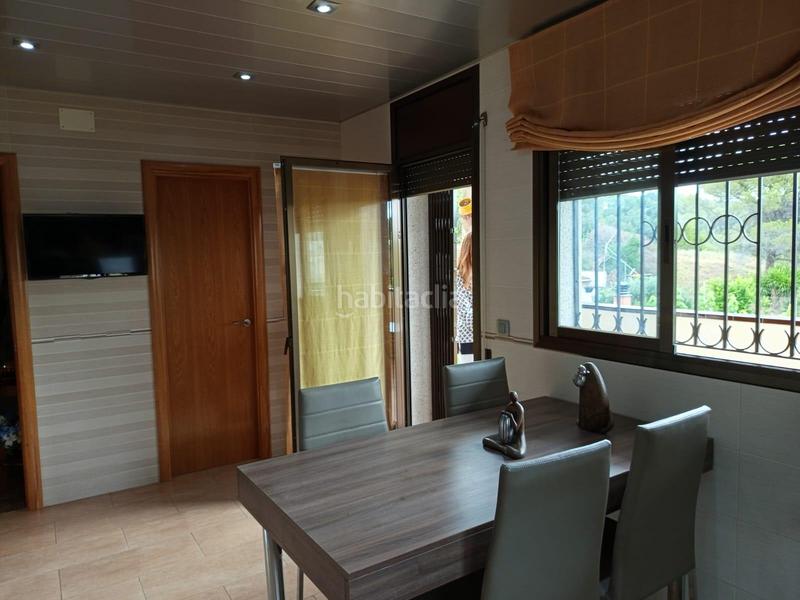 Foto 8c8b54e8-f5b9-4dc5-8059-f5143cb3eda1. Chalet con riscaldamento parcheggio piscina in Abrera