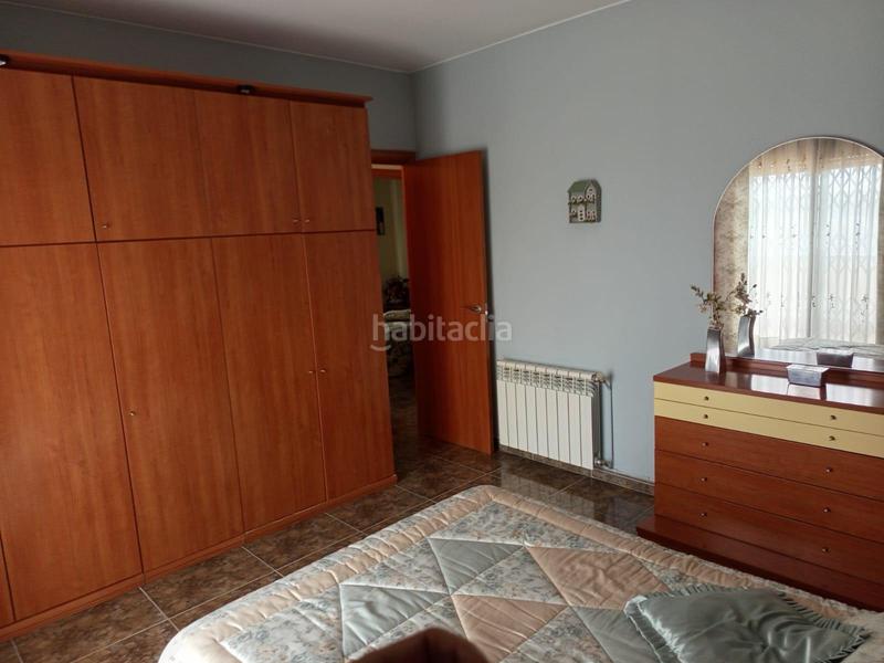 Foto 8d03bcce-a083-4d98-8967-760a15a7c011. Chalet con riscaldamento parcheggio piscina in Abrera