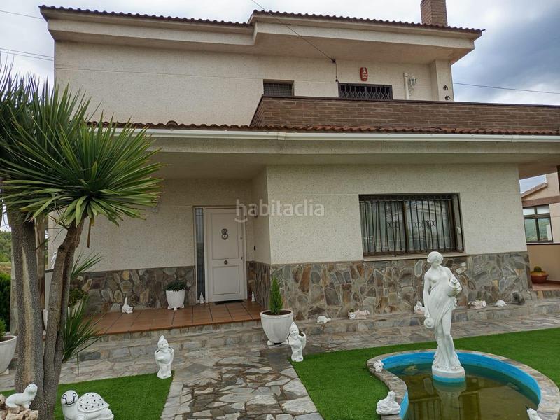 Foto b24541b6-2eb3-4b2e-a1a0-14d26487c61c. Chalet con riscaldamento parcheggio piscina in Abrera