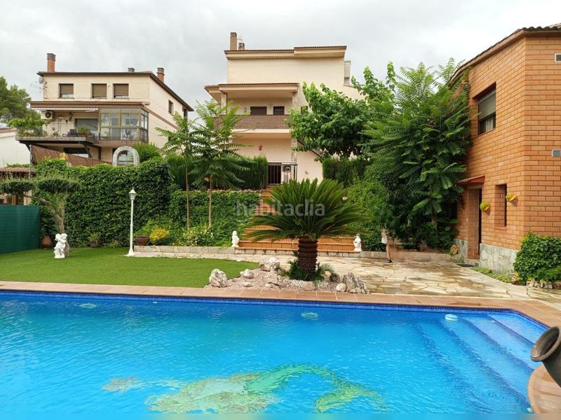 Foto cd659f6c-4380-46e1-a71f-c36314fdb82c. Chalet con riscaldamento parcheggio piscina in Abrera