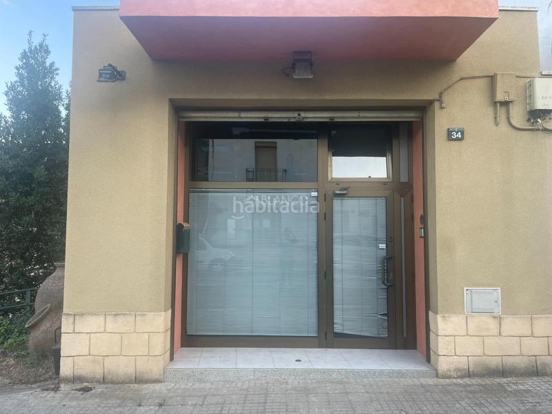 Foto 0b9c5d53-b1ed-4cf9-8b10-75a4f793692e. Lloguer local comercial a Pobla de Claramunt (La)