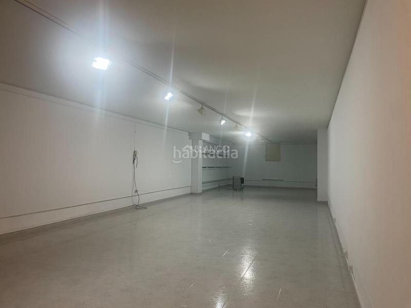 Foto 1958b694-0173-4ad3-af83-e89754bbccf6. Lloguer local comercial a Pobla de Claramunt (La)