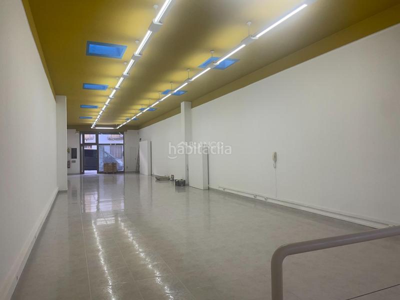 Foto 74ed5294-8e3d-413c-9428-590ddc702f36. Lloguer local comercial a Pobla de Claramunt (La)