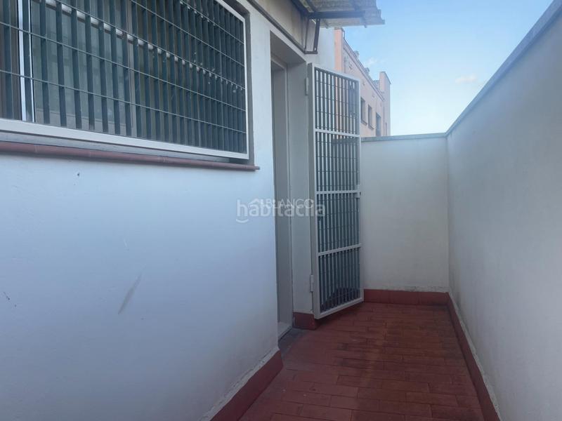 Foto d2c550e1-bfb1-46fd-8332-017bba84c5ef. Lloguer local comercial a Pobla de Claramunt (La)