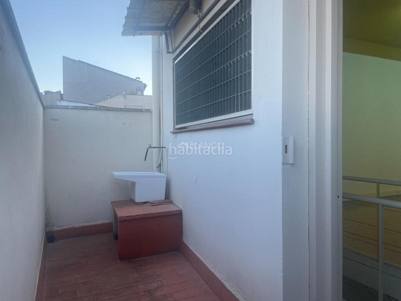 Foto fbfed08f-8f58-4910-9743-652208efd3fc. Lloguer local comercial a Pobla de Claramunt (La)