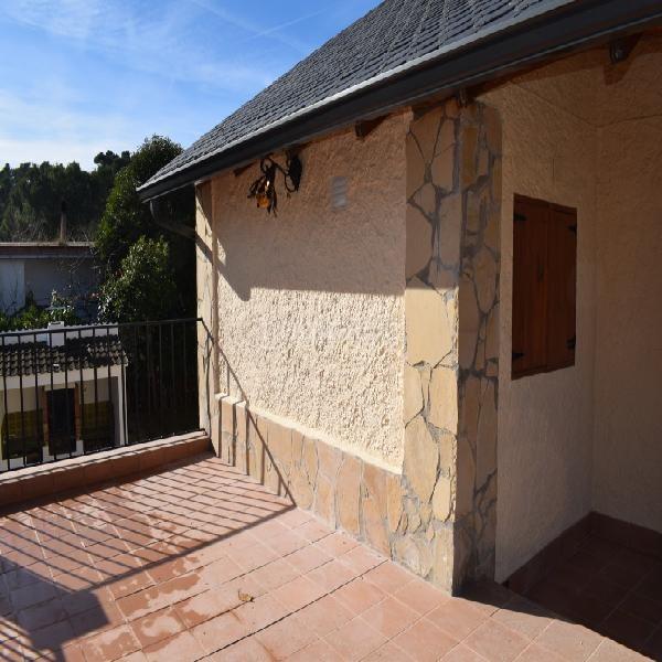 Foto 12f4e472-dd47-41bb-9158-ac8ea033c8fc. Alquiler casa preciosa casa en alquiler en Torre de Claramunt (La)