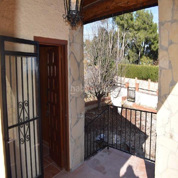 Foto 27853299-ae4c-4fe2-99c2-a1b77a0dbaa5. Alquiler casa preciosa casa en alquiler en Torre de Claramunt (La)