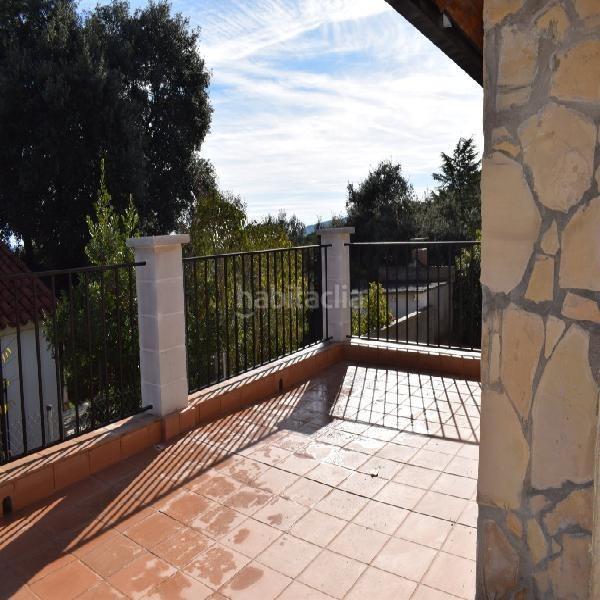 Foto 715e5231-445d-480b-ad86-44c12c0ac83a. Lloguer casa a Torre de Claramunt (La)