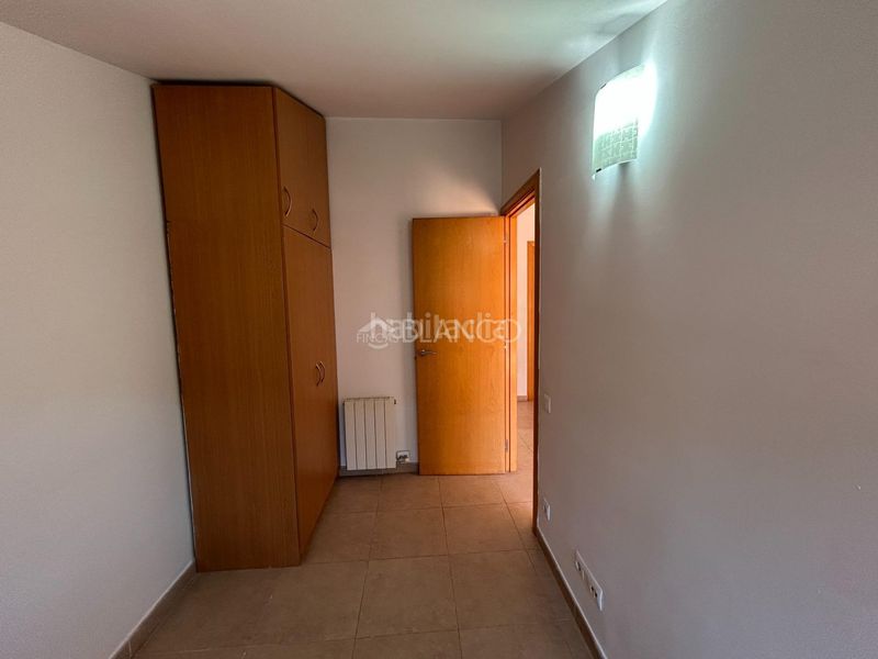 Foto 03c08d65-f84e-4e67-bce1-4e6745800147. Dúplex amb calefacció aparcament a Vallirana
