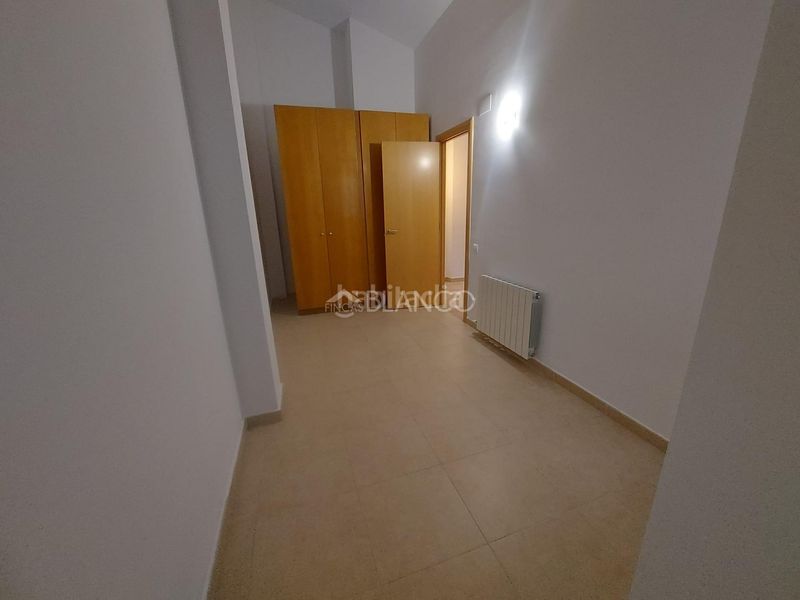 Foto 4f426839-7952-41d4-95b0-eb2b6992f340. Dúplex amb calefacció aparcament a Vallirana