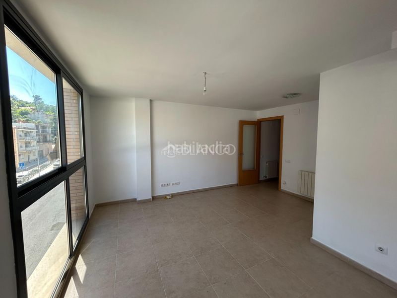 Foto e7d2a4a4-6678-4712-a7a8-d0f90384223e. Dúplex amb calefacció aparcament a Vallirana
