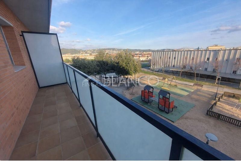 Foto a66a44d7-67ce-456f-905c-23a7f630a6f9. Pis amb aparcament a Abrera