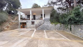 Maison à Hostalets de Pierola (Els). Bonita casa en terreno rural de 2884m