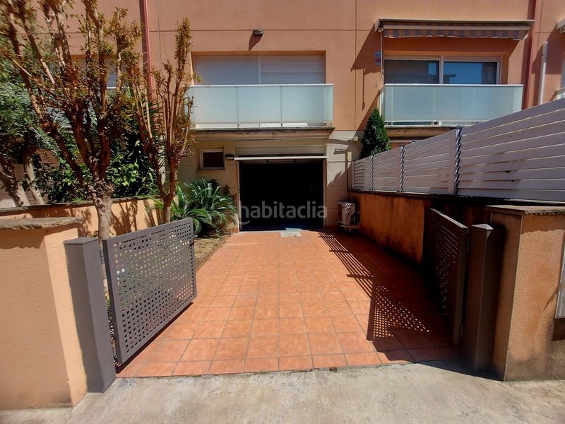 Foto b18fe8a0-196d-4594-8195-a9018793340d. Casa amb calefacció aparcament a Sant Andreu de la Barca