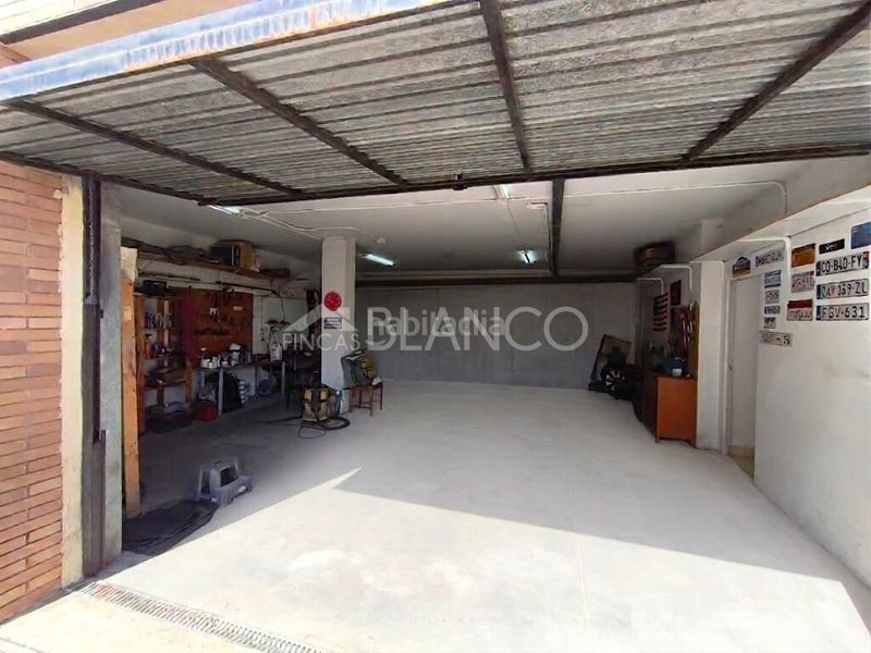 Foto b6a7b90d-afe5-4c1a-9713-6bb6e7c2d0f0. Casa amb calefacció aparcament piscina a Piera