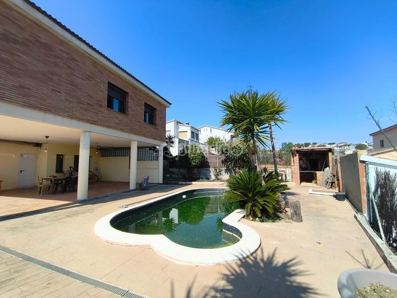 Foto bd5f3c51-07d6-412b-812c-3734077f37e5. Casa amb calefacció aparcament piscina a Piera