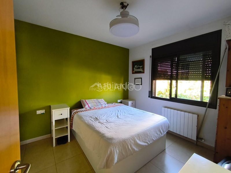Foto d3f707d0-77bc-44c8-9983-3a7e6a123819. Casa amb calefacció aparcament piscina a Piera