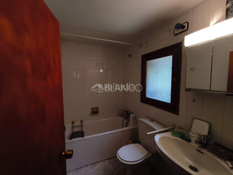 Foto 1eeda173-2d2a-4953-bbb4-e4a3e6886269. Casa amb aparcament a Piera