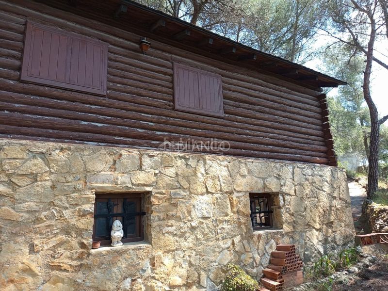 Foto 572a1e9f-b4ac-467e-a73b-3d3137817c4c. Casa amb aparcament a Piera