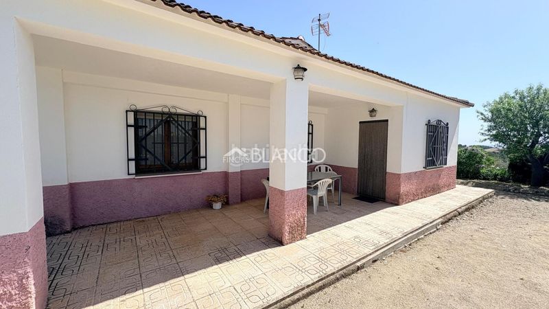 Foto 34b5df93-0e84-4691-a7d8-81f9b0a8d1cb. Casa amb aparcament a Piera