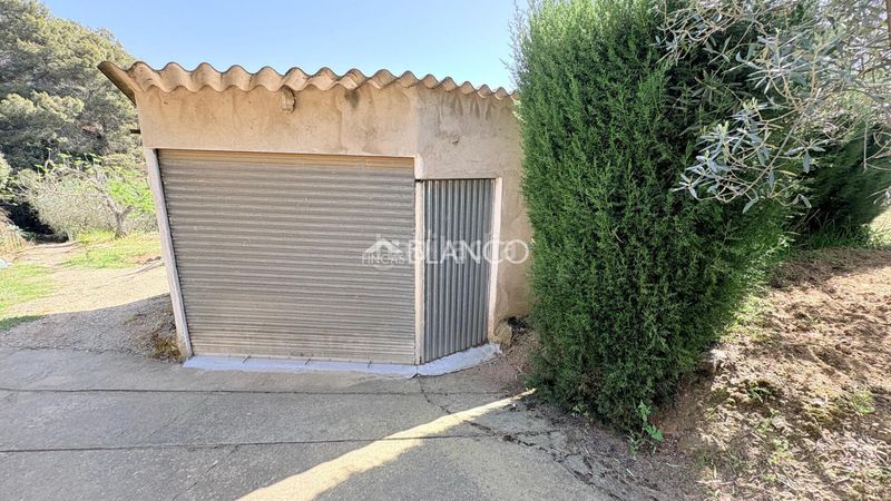 Foto e180406c-1cd2-4019-ab4c-cdf838b25b21. Casa amb aparcament a Piera