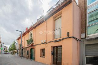 Casa a Sant Vicenç dels Horts. Casa en venta en sant vicenç dels horts