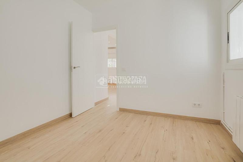 Foto 595ef8ce-8542-4011-816b-bb7ce42ad655. Maison jumelée dans Sant Vicenç dels Horts