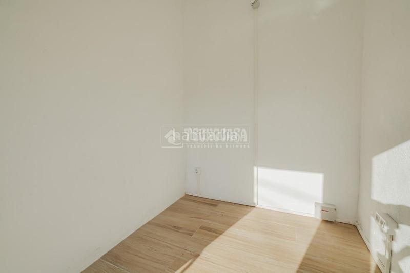 Foto 9ab385ef-8e45-4fef-bcb5-919d096be338. Maison jumelée dans Sant Vicenç dels Horts