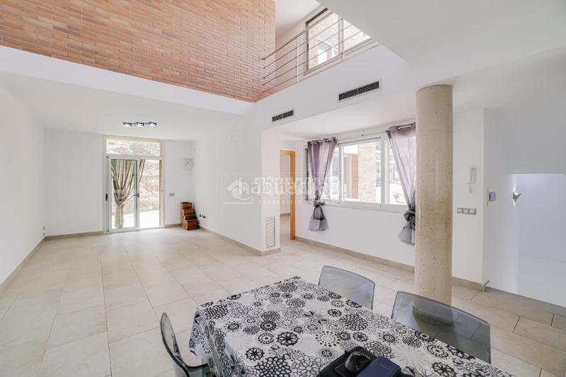 Foto 3c0d847d-9a28-4582-aff2-bc7bfe49a291. Casa  en venta en Sant Vicenç dels Horts