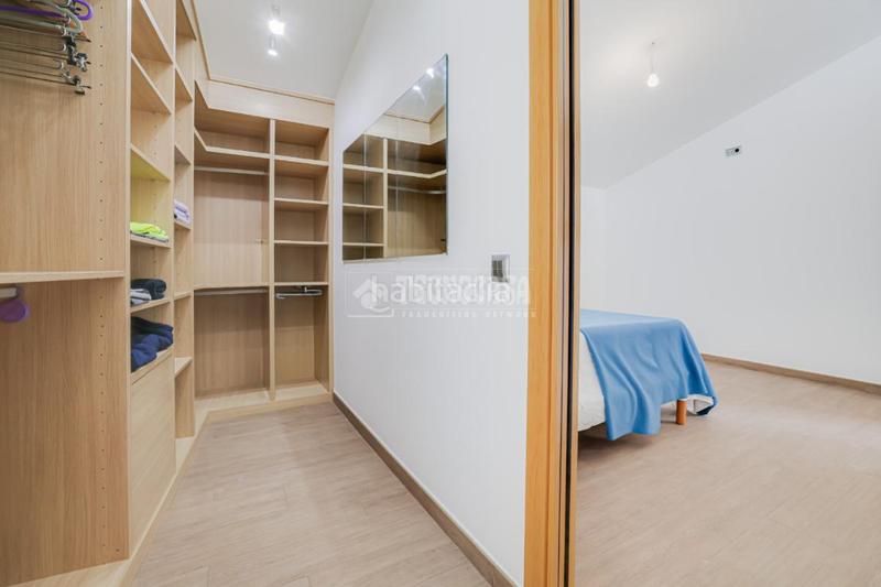 Foto a8453085-ed9c-49fa-8ac2-f7919b0d076e. Casa  en venta en Sant Vicenç dels Horts