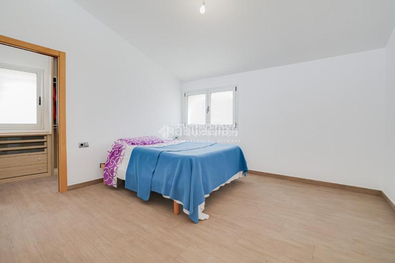 Foto acbb2930-efee-4de5-b036-ca92c88d66e8. Casa  en venta en Sant Vicenç dels Horts