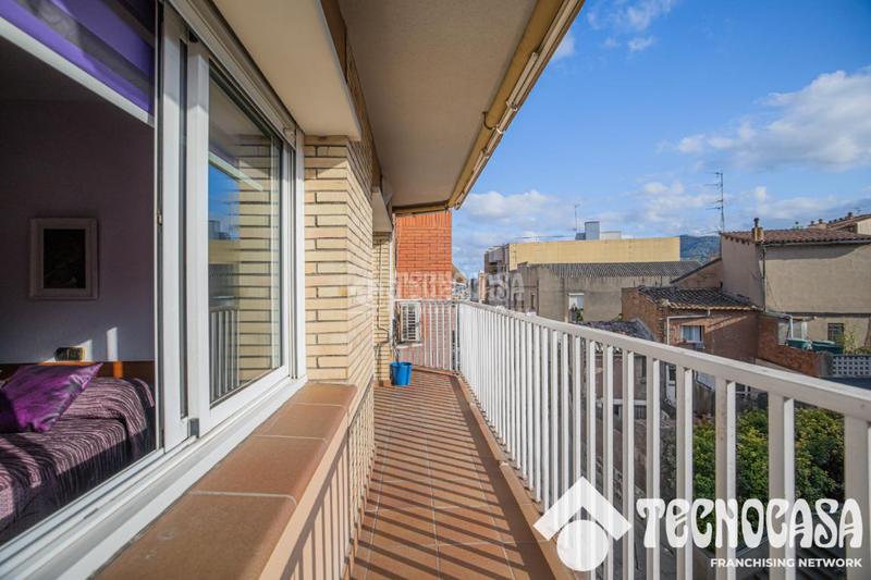 Foto ed7aa09f-2549-4a9e-a7bb-1f4cbbd25220. Flat in Sant Vicenç dels Horts