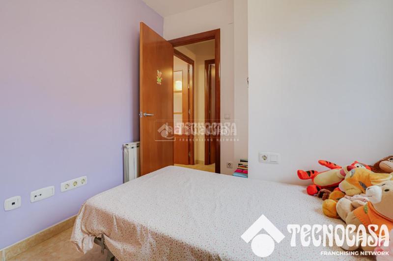 Foto 8c5adef1-f593-4ca4-aba5-342557643122. Piso  en venta en Sant Vicenç dels Horts