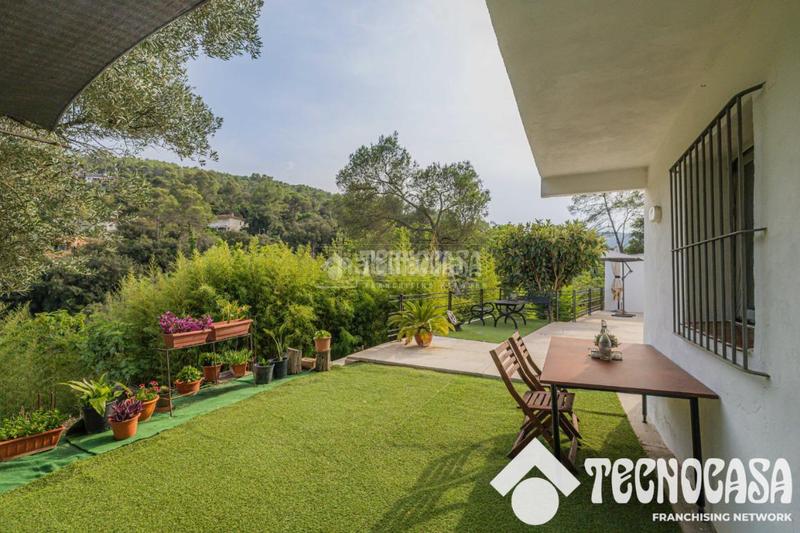 Foto 7a564fd9-5a16-46ea-8d3e-1a2fbc5a82d2. Casa  en venta en Torrelles de Llobregat