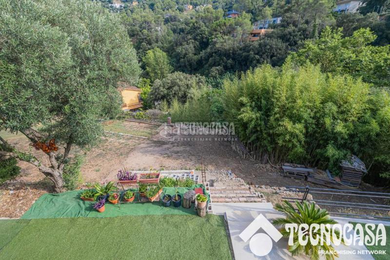 Foto be4bdfa5-4be7-44aa-b8c5-180dc188c298. Casa  en venta en Torrelles de Llobregat