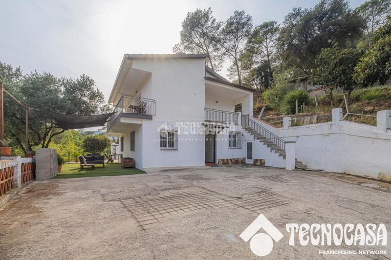 Foto ccaa892b-503e-4dca-89c0-7078ec97b117. Casa  en venta en Torrelles de Llobregat
